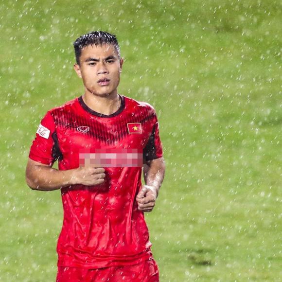 Trong trận đấu ra quân giữa U23 Việt Nam với U23 Indonesia tại SEA Games 31, Hoàng Anh không may gặp chấn thương phải rời sân ở cuối trận nhưng may đó chỉ là chuột rút nên vẫn có thể góp mặt trong các vòng tiếp theo.