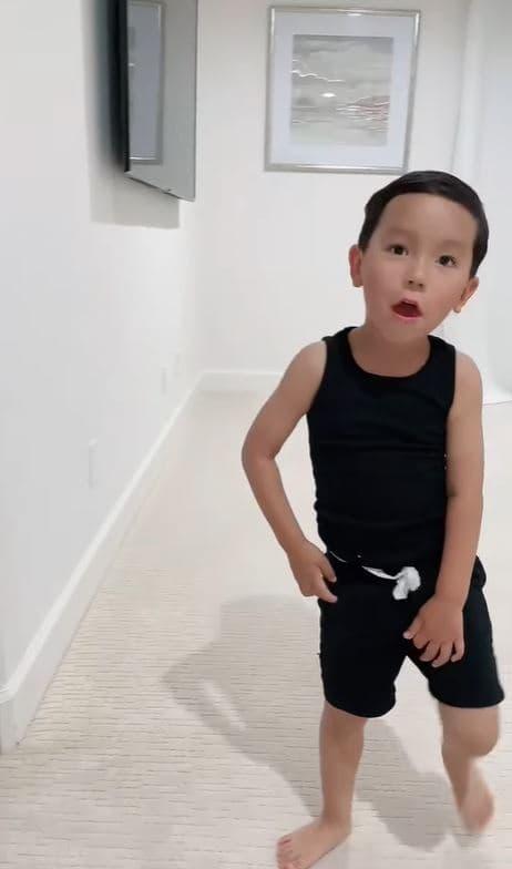 Phạm Hương, Hoa hậu, Sao Việt