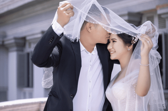 Minh Chánh, sao việt, ảnh cưới