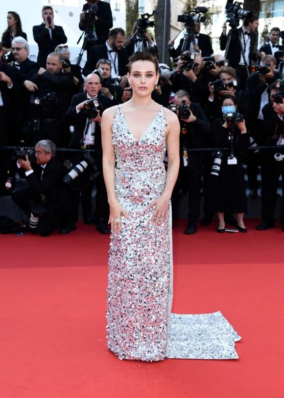 Liên hoan phim Cannes 2022, thảm đỏ, sao âu mỹ