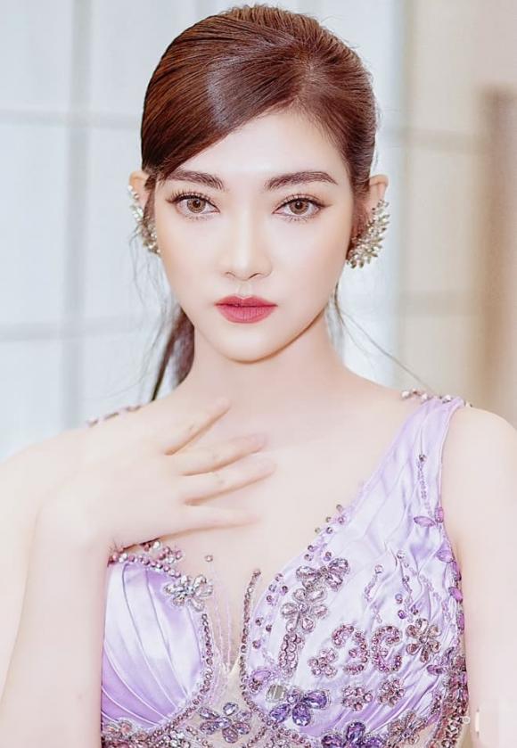 a-khoi-thu-ha-185 (1).jpg 0 Á quân Nét đẹp công sở, Á khôi Thu Hà, sao việt