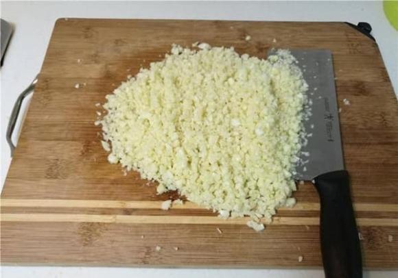cây kim ngân, cây phong thủy, cây để bàn