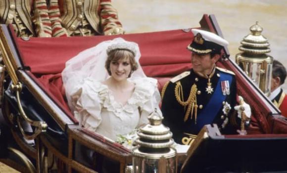Công nương Diana, vương miện cưới của Công nương Diana