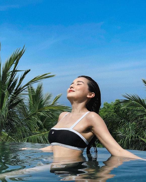 võ hoàng yến, thanh hằng, sĩ thanh, ngọc trinh, sao việt, bikini, chân dài