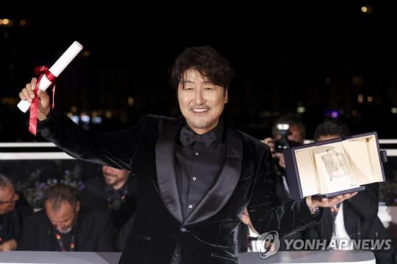liên hoan phim cannes, cannes 2022, song kang ho, ký sinh trùng, diêu an na