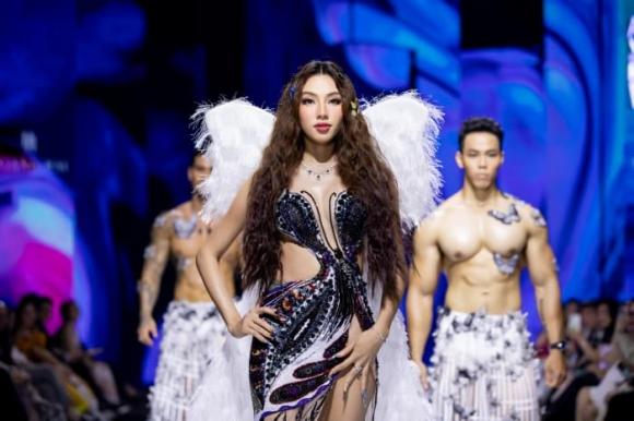 hoa hậu Thùy Tiên, sao Việt