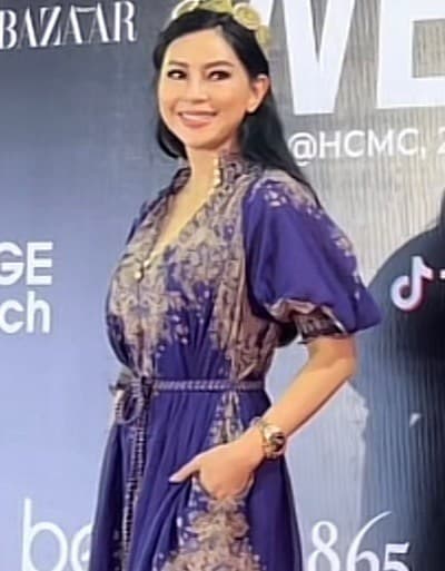 cựu diễn viên Thủy Tiên, mẹ chồng Hà Tăng, sao Việt