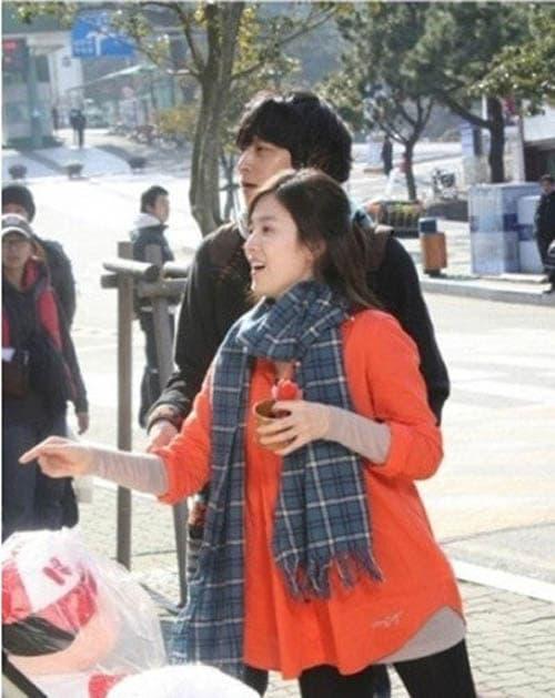 Song Hye Kyo và Kang Dong Won, Song Joong Ki, sao hàn