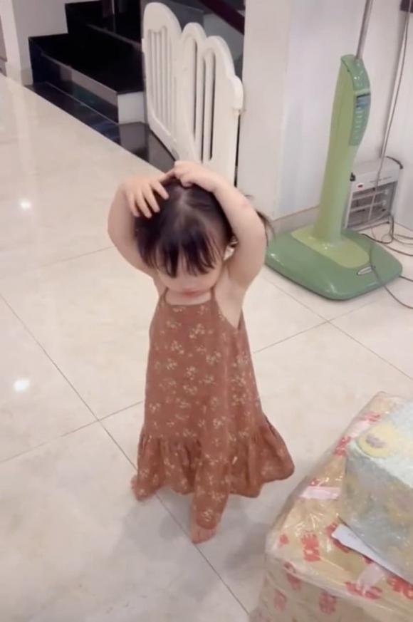 con gái đông nhi, sao việt, đông nhi 