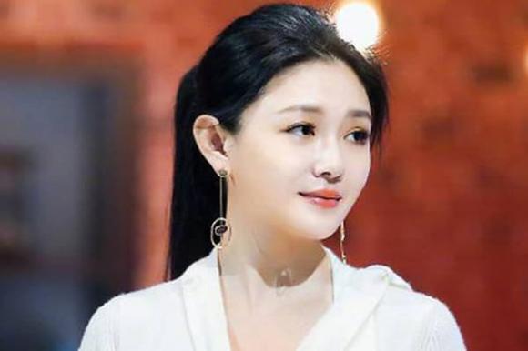 từ hy viên, uông tiểu phi, uông tiểu phi ngoại tình, dj koo