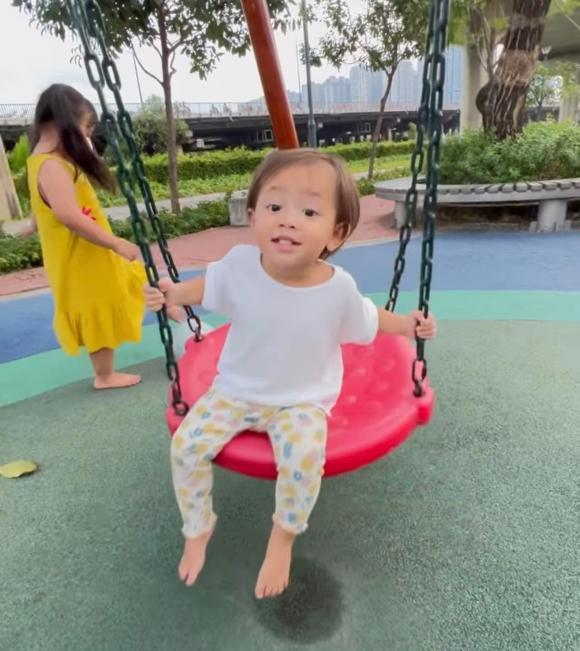 nữ ca sĩ hồ ngọc hà,ca sĩ Hồ Ngọc Hà,diễn viên Kim Lý,sao Việt,cặp sinh đôi của Hà Hồ
