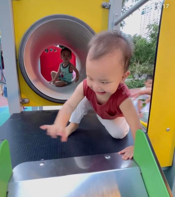 nữ ca sĩ hồ ngọc hà,ca sĩ Hồ Ngọc Hà,diễn viên Kim Lý,sao Việt,cặp sinh đôi của Hà Hồ