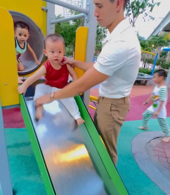 nữ ca sĩ hồ ngọc hà,ca sĩ Hồ Ngọc Hà,diễn viên Kim Lý,sao Việt,cặp sinh đôi của Hà Hồ