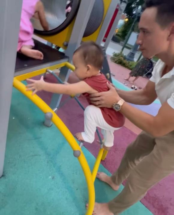 nữ ca sĩ hồ ngọc hà,ca sĩ Hồ Ngọc Hà,diễn viên Kim Lý,sao Việt,cặp sinh đôi của Hà Hồ