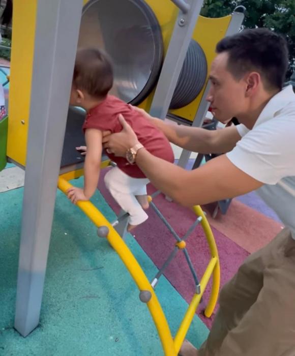 nữ ca sĩ hồ ngọc hà,ca sĩ Hồ Ngọc Hà,diễn viên Kim Lý,sao Việt,cặp sinh đôi của Hà Hồ