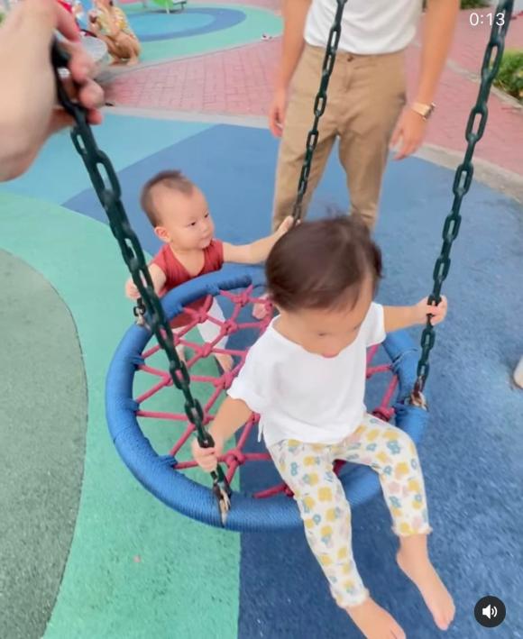 nữ ca sĩ hồ ngọc hà,ca sĩ Hồ Ngọc Hà,diễn viên Kim Lý,sao Việt,cặp sinh đôi của Hà Hồ