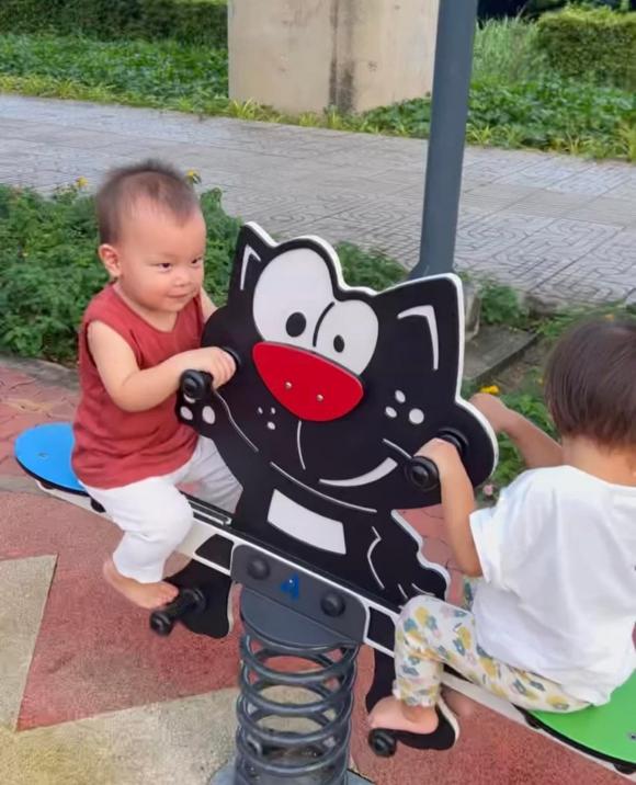 nữ ca sĩ hồ ngọc hà,ca sĩ Hồ Ngọc Hà,diễn viên Kim Lý,sao Việt,cặp sinh đôi của Hà Hồ