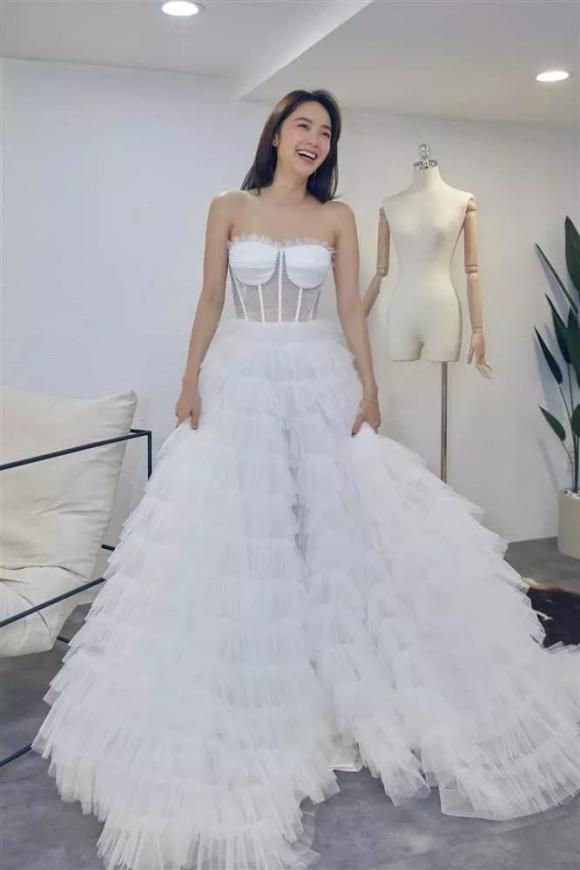 ca sĩ Minh Hằng, sao Việt