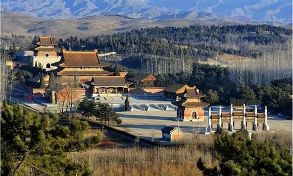 Tượng đá, tượng sư tử, long mạch, trấn yểm
