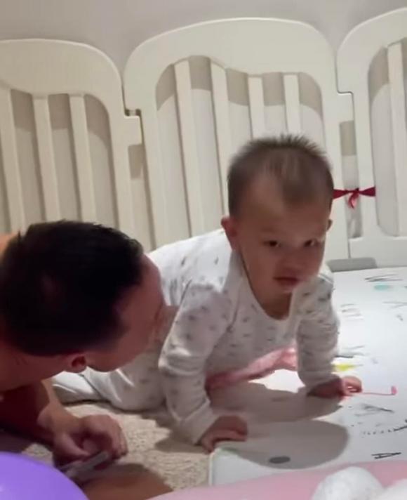 nữ ca sĩ hồ ngọc hà,ca sĩ Hồ Ngọc Hà,diễn viên Kim Lý, sao Việt, cặp song sinh của Hà Hồ
