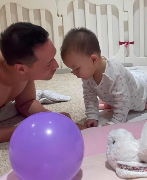 nữ ca sĩ hồ ngọc hà,ca sĩ Hồ Ngọc Hà,diễn viên Kim Lý, sao Việt, cặp song sinh của Hà Hồ