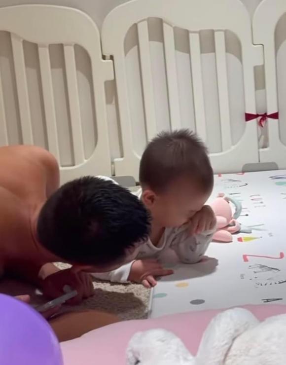 nữ ca sĩ hồ ngọc hà,ca sĩ Hồ Ngọc Hà,diễn viên Kim Lý, sao Việt, cặp song sinh của Hà Hồ