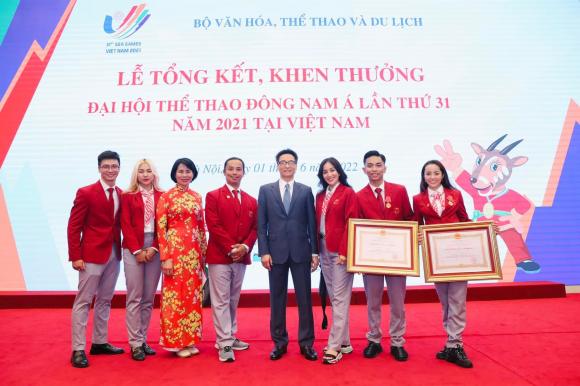 kiện tướng dancesport Khánh Thi,kiện tướng dancesport Phan Hiển,sao Việt