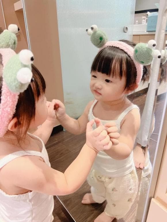 đông nhi, sao việt, con gái đông nhi, winnie 
