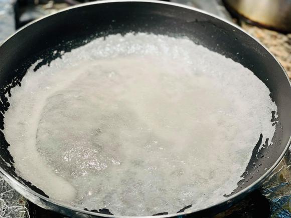 bánh cuốn, cách làm bánh cuốn, cách làm bánh cuốn bằng chảo 