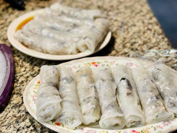 bánh cuốn, cách làm bánh cuốn, cách làm bánh cuốn bằng chảo 