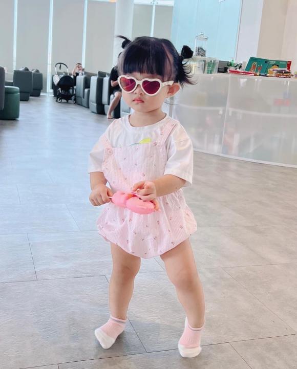 con gái đông nhi, winnie, sao việt 
