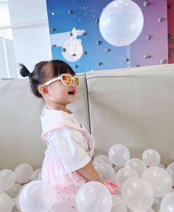 con gái đông nhi, winnie, sao việt 