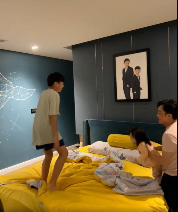 doanh nhân cường đô la,nữ ca sĩ đàm thu trang,con của Cường Đô La,sao Việt