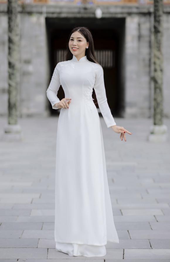 img_3305-ngoisaovn-w700-h1079 0 Á hậu Kathy Hương,Á hậu Áo dài Kathy Hương,Á hậu Áo dài 2019