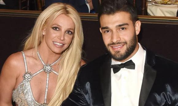 Britney Spears và Sam Asghari, Britney Spears két hôn, sao âu mỹ