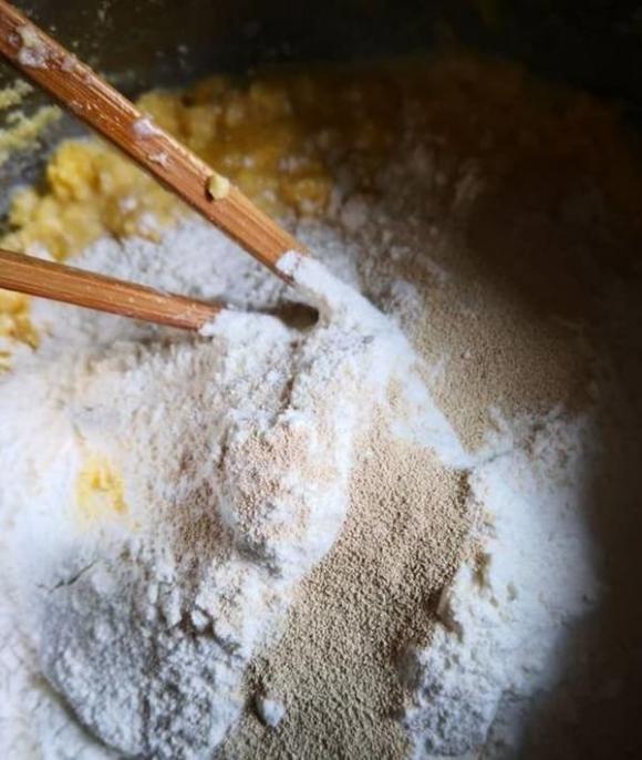 bánh mè đen, bánh ngô, món ngon mỗi ngày