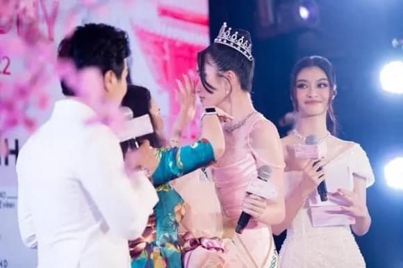 á hậu phương anh, sao việt, miss international 