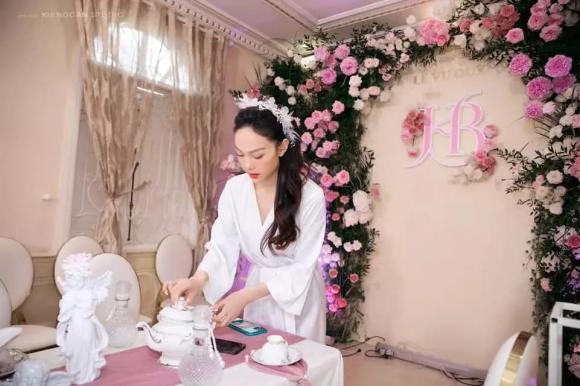 ca sĩ Minh Hằng, diễn viên Minh Hằng, sao Việt