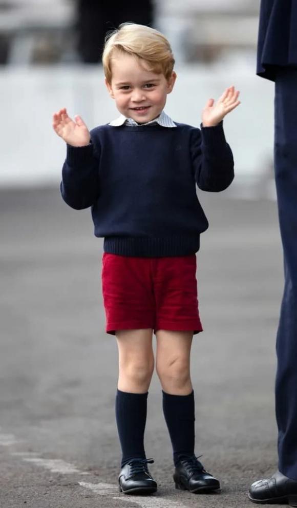 thời trang Hoàng gia, hoàng tử nước Anh, hoàng tử bé, hoàng tử nước Anh luôn mặc quần ngắn, hoàng tử nước Anh luôn mặc quần short