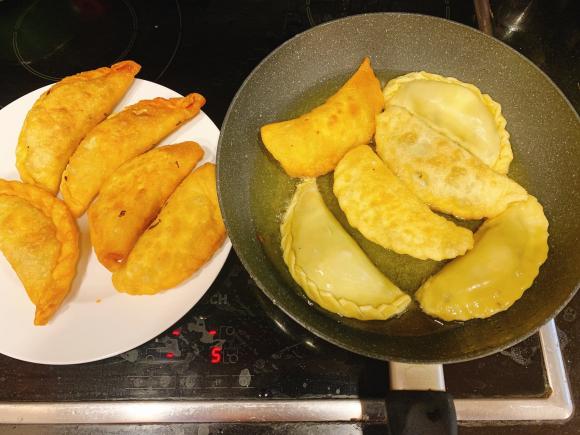 bánh gối, cách làm bánh gối, món ngon 
