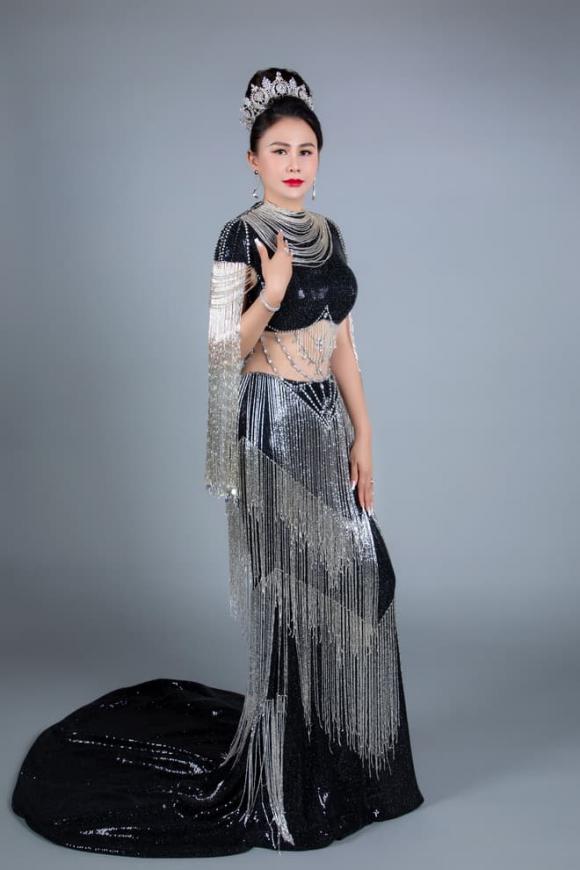 Hoa hậu Lý Kim Ngân, NTK Tommy Nguyễn