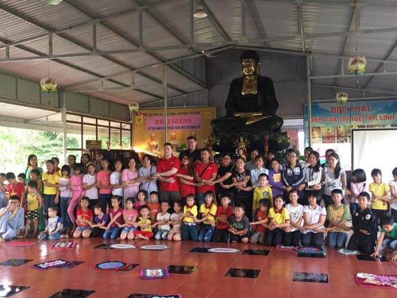 co-giao-do-thi-ha-216 (1).jpg 0 Cô giáo Đỗ Thị Hà, CLB Tiếng Anh miễn phí, Giới trẻ