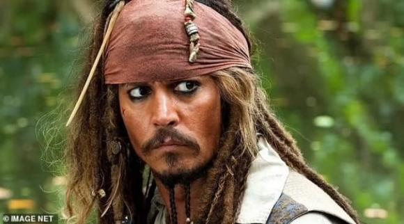 thuyền trưởng Jack Sparrow, Cướp biển vùng Caribbean, Johnny Depp, đàm phán 301 triệu USD