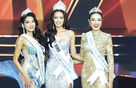 Vừa đăng quang Hoa hậu Hoàn vũ Việt Nam, Ngọc Châu đã được chuyên trang sắc đẹp Sash Factor bầu chọn lọt top cao tại Hoa hậu Hoàn vũ 2022