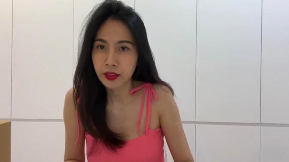 Ca sĩ Thủy Tiên,sao Việt