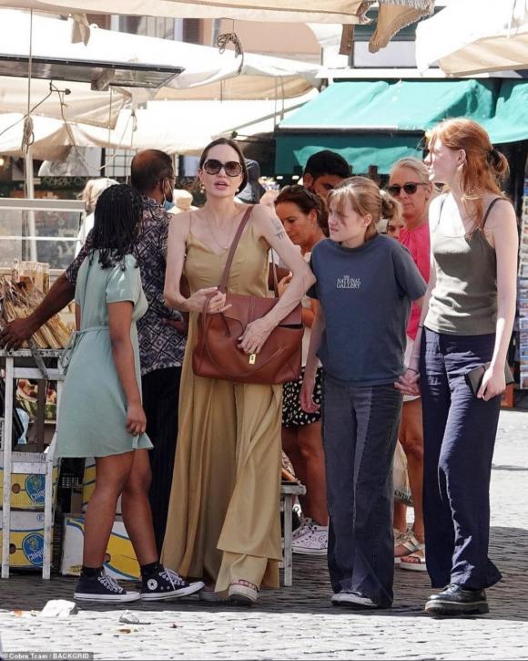 pax thiên, angelina jolie, sao hollywood 