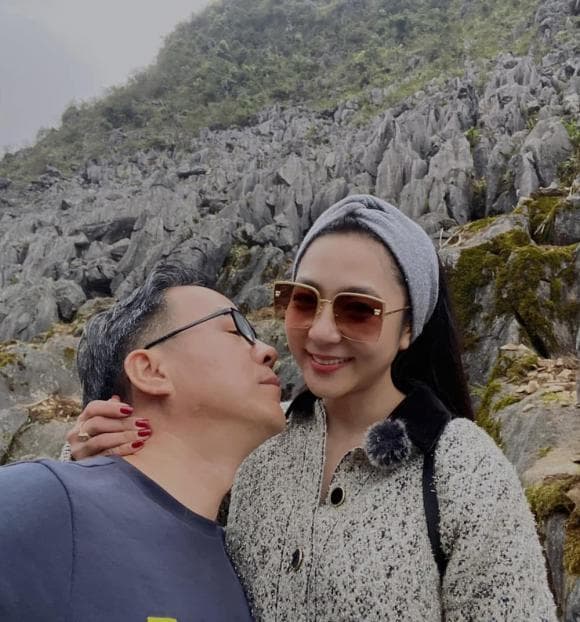 Vua cá koi,hà thanh xuân,sao việt