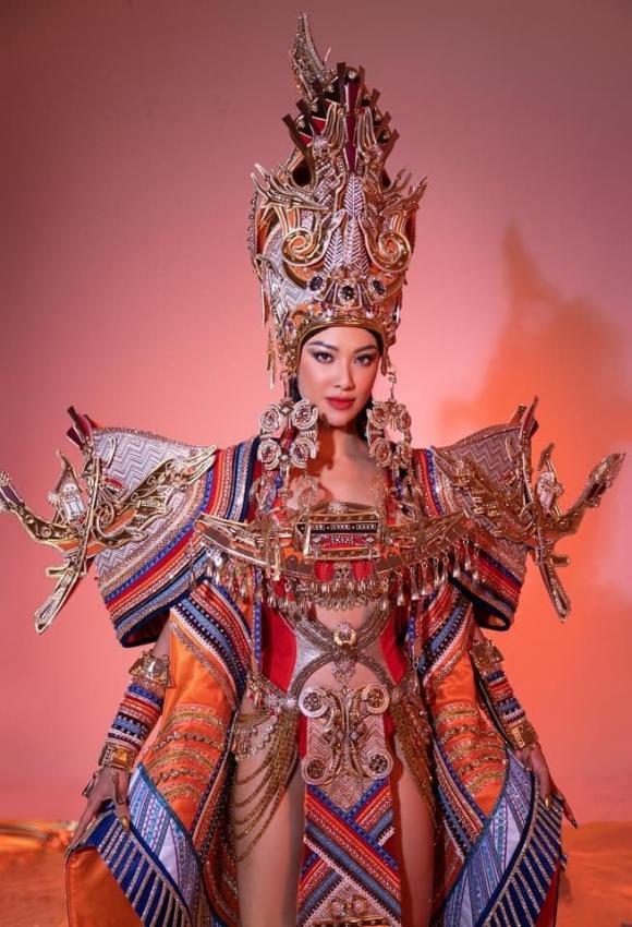 á hậu kim duyên, quốc phục của kim duyên, sao việt
