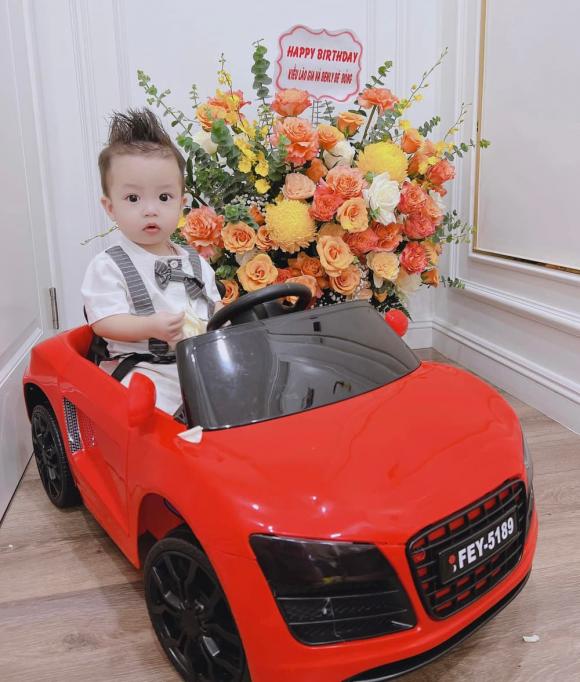 ca sĩ Bằng Kiều, sao Việt