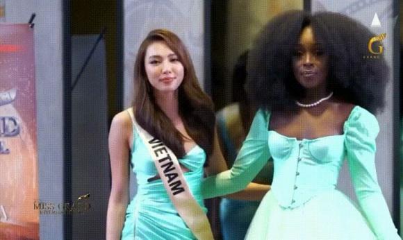 Kim Duyên, Thùy Tiên, hoa hậu Việt  